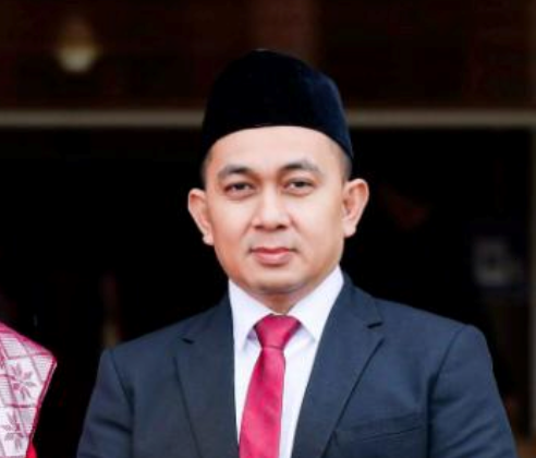 HE Budi Santoso